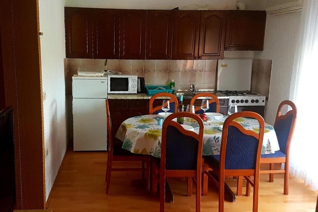 Apartments For Families With Children Lopar, Rab - 10402 Zewnętrze zdjęcie